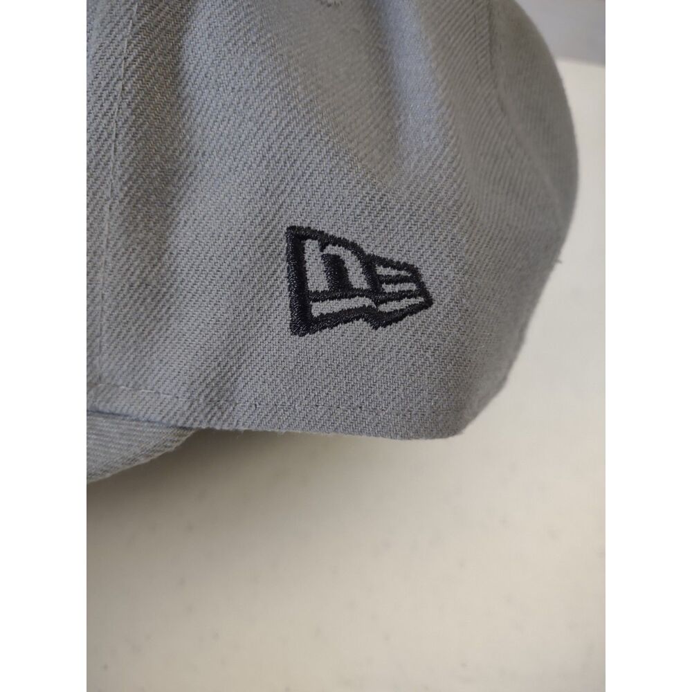 New Era Marvel SHIELD Snapback Hat Gray Black Adjustable Captain America - Picture 2 of 5